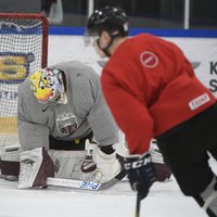 Latvijas hokeja valstsvienība gatavošanos PČ uzsāk ar uzvaru pret U-18 izlasi