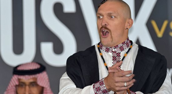 Video: Emocionālais Usiks pirms titulcīņas pret Džošua dzied ukraiņu tautasdziesmu