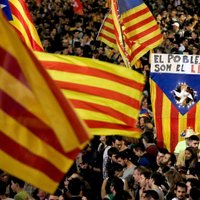 Katalonijas neatkarību atbalstošās partijas piekrīt piedalīties pirmstermiņa reģionālajās vēlēšanās