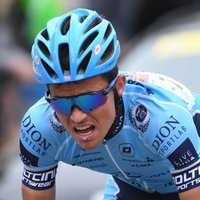 'Vuelta a Espana': Liepiņš otrā simta sākum; Rogličs tuvu uzvarai