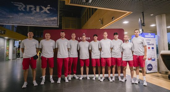 Latvijas olimpiskā cerība 3x3 basketbola izlase devusies uz Parīzi
