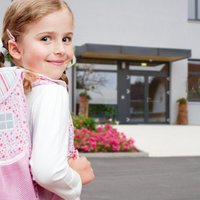 Правильный выбор школьной сумки может сохранить здоровье ребенка