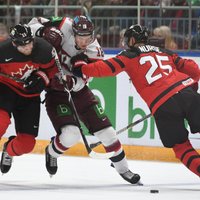 Foto: Kanādas hokeja zvaigžņu paraugstunda 'Arēnā Rīga'