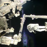 Выход в космос на МКС прерван из-за воды в скафандре