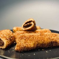 'Nutellas' tostermaižu rullīši ar cukuru un kanēli