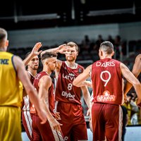 Latvijas basketbola izlase skatītāju priekšā Rīgā atgriežas ar 108 punktiem
