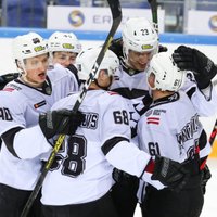 'Rīgas' hokejisti sezonas trešajā spēlē viesos izrauj uzvaru trešajā periodā