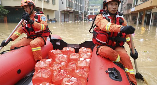 Āzija ir klimata katastrofu visvairāk skartais reģions, brīdina WMO