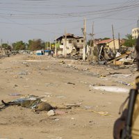 Foto: 'Spoku pilsēta' Bora pēc nemiernieku un armijas sadursmēm