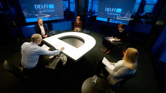 Delfi TV ar Domburu: Ilze Skuja, Ilze Bērziņa, Oļegs Šuba, Raita Krišjāne - 12