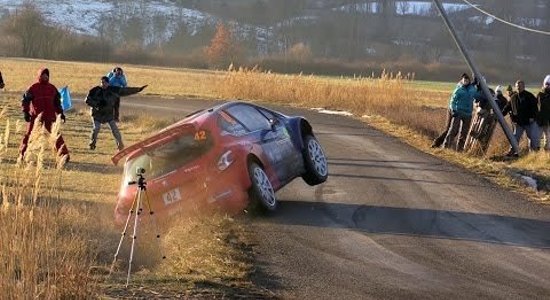 Video: Nebeidzamās avārijas WRC Montekarlo rallijā