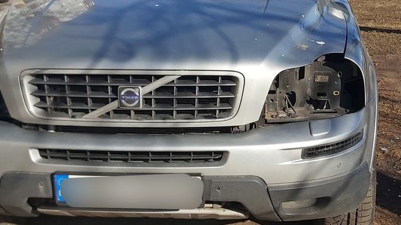 zagļi Volvo lukturi zādzība