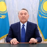 Назарбаев лишен пожизненного председательства в Совбезе Казахстана