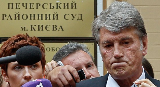 Экс-президент Украины Ющенко знает, почему Киев "сдал" Крым