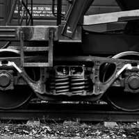 Трагедия на железной дороге: под колесами поезда погиб грибник