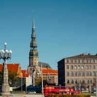 Nosauktas ceļošanai izdevīgākās Eiropas pilsētas; Rīga starp trim lētākajām