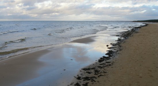 В море найден погибший человек. Количество утонувших в Латвии в этом году приближается к ста