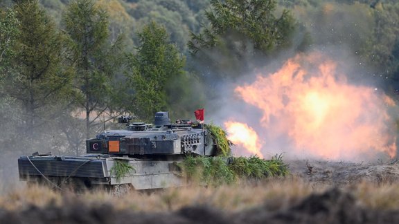 Vācija Leopard tanks 