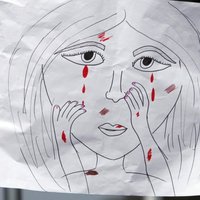 Skolas tualetē Indijā izvarota septiņus gadus veca meitene; iedzīvotāji protestē