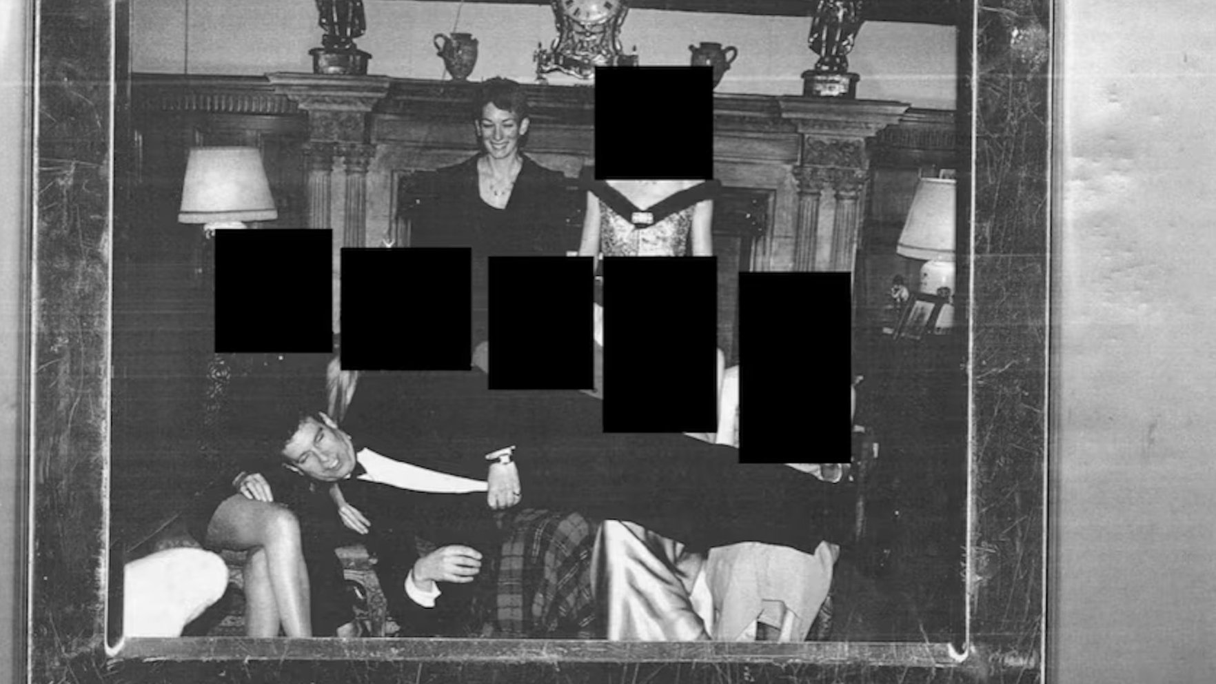 Dokumenti atklāj, kādus jautājumus ASV vēlējās uzdot princim Endrū Epstīna lietā