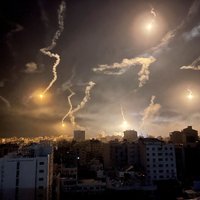 No Libānas izšautas 30 raķetes, saka Izraēlas armija