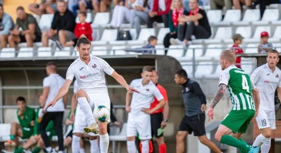 Latvijas futbolistu pārstāvētajā Lietuvas klubā 'Sūduva' Covid-19 uzliesmojums