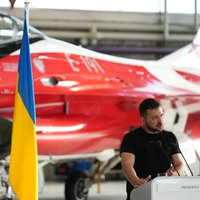 Nīderlande un Dānija nodos Ukrainai F-16 iznīcinātājus