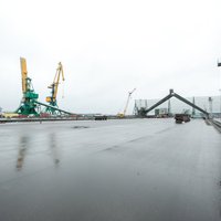 Foto: Ekspluatācijā nodod Krievu salas termināli