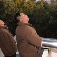 Kims pārraudzījis 'kodolpretuzbrukuma simulācijas' mācības, ziņo Phenjana