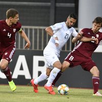 Latvijas futbola izlase nespēj apturēt Izraēlas izlases līderi