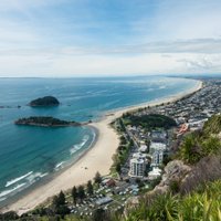 Mirdzošā ala un pasaules stāvākā iela: ko slēpj eksotiskā Jaunzēlande
