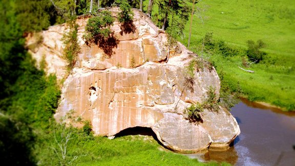 Brīnišķīgs dabas maršruts - Zvārtes iezis - 1