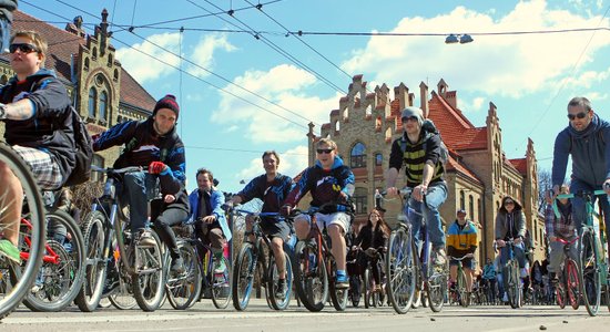 Brīvdienās aicina pārvietoties ar videi draudzīgiem transportlīdzekļiem