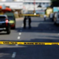 Pie policijas ēkas Indonēzijā uzspridzinājušies četri teroristi