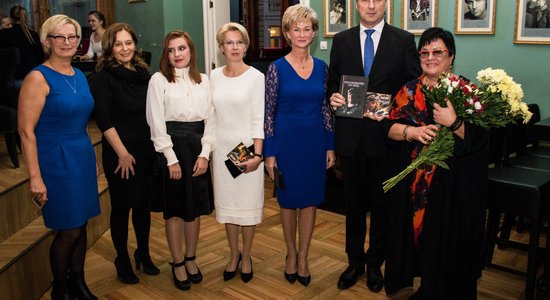 Foto: Aivara Brīzes piemiņas vakarā piedalās valsts augstākās amatpersonas