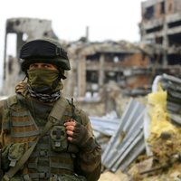 Borels: Krievija ir izvietojusi vairāk nekā 150 000 karavīru pie Ukrainas austrumu robežas un okupētajā Krimā
