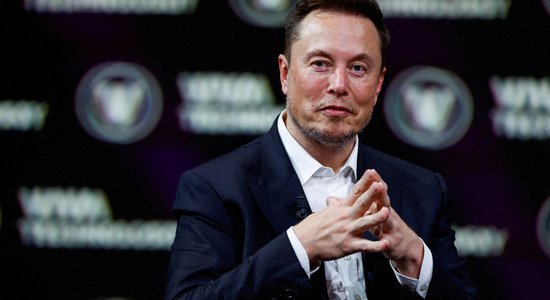 Algas diena. "Tesla" akcionāri atbalsta 56 miljardu dolāru izmaksāšanu Maskam