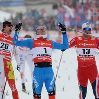 У российских лыжников — первое золото чемпионатов мира за 8 лет