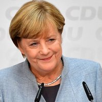 Merkeles konservatīvie sāk koalīcijas veidošanas sarunas ar liberāļiem un 'zaļajiem'