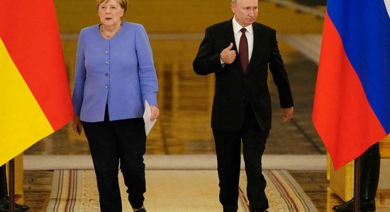 Меркель не сожалеет о доверии к РФ как поставщику газа