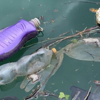Japāna prezentē plānu plastmasas piesārņojuma mazināšanai ūdeņos