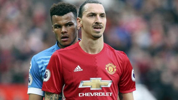 Bournemouth Tyrone Mings, Manchester United s Zlatan Ibrahimovic 