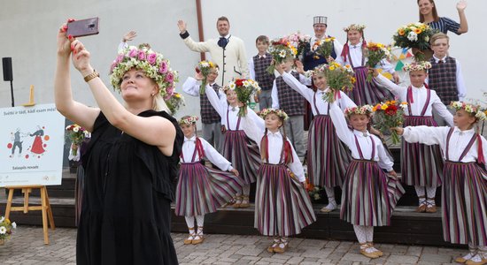 Skolēnu dziesmu svētkiem šobrīd reģistrējušies vairāk nekā 40 000 dalībnieku