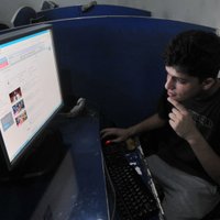 Irāna gatava atcelt aizliegumus un vienoties ar 'Google', 'Facebook' un 'Twitter'