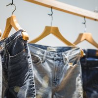 Kas jāzina, lai nopirktu savam izmēram atbilstošus, modīgus un ērtus džinsus