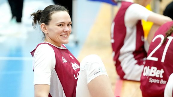 Ilggadējā Latvijas sieviešu basketbola izlases līdere Šteinberga noslēdz  karjeru valstsvienībā