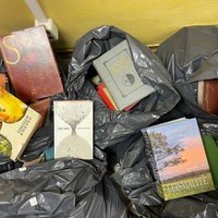Savāc vairāk nekā 1200 parakstu pret divu bibliotēku slēgšanu Jūrmalā