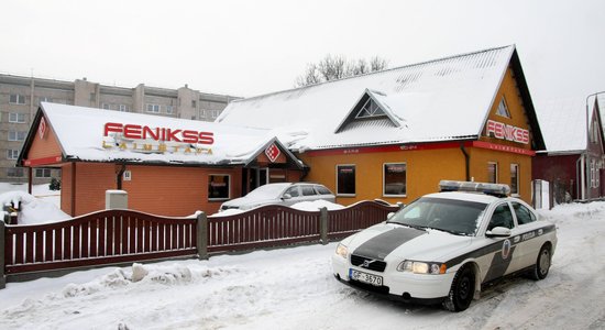 Maija beigās turpinās skatīt slepkavībā apsūdzētā Jēkabpils policista Tihanovska lietu