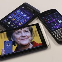 Telefoni, kurus lieto Obama, Putins, Merkele un citi slaveni politiķi