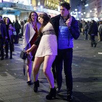 ФОТО: Как отмечали Новый год на улицах британских городов